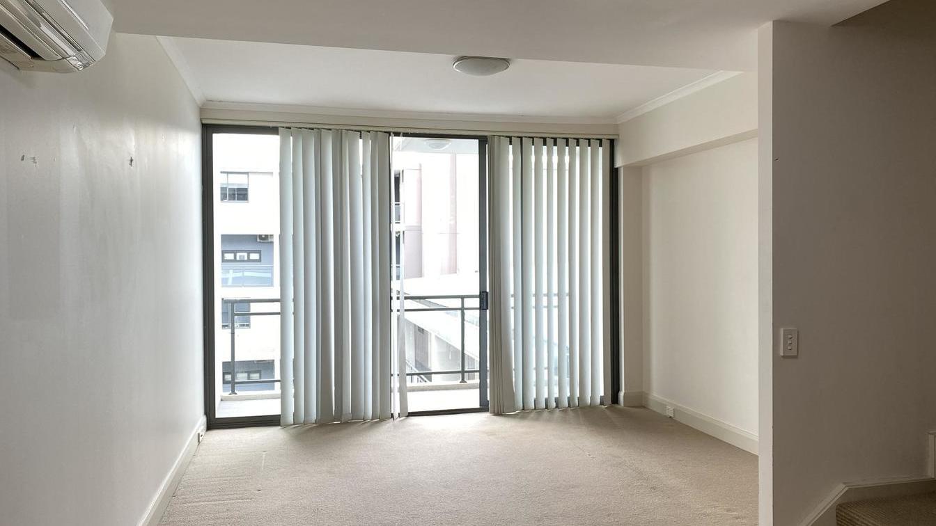 Split level 2 bedroom unit - 27e/541 Pembroke Rd, Leumeah NSW 2560 - 1