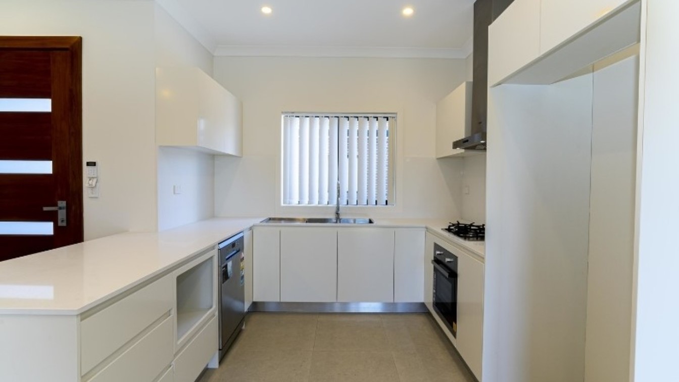 Stylish Single Level Villa (Affordable Rental Housing) - 4/28 Eldon St, Riverwood NSW 2210 - 2