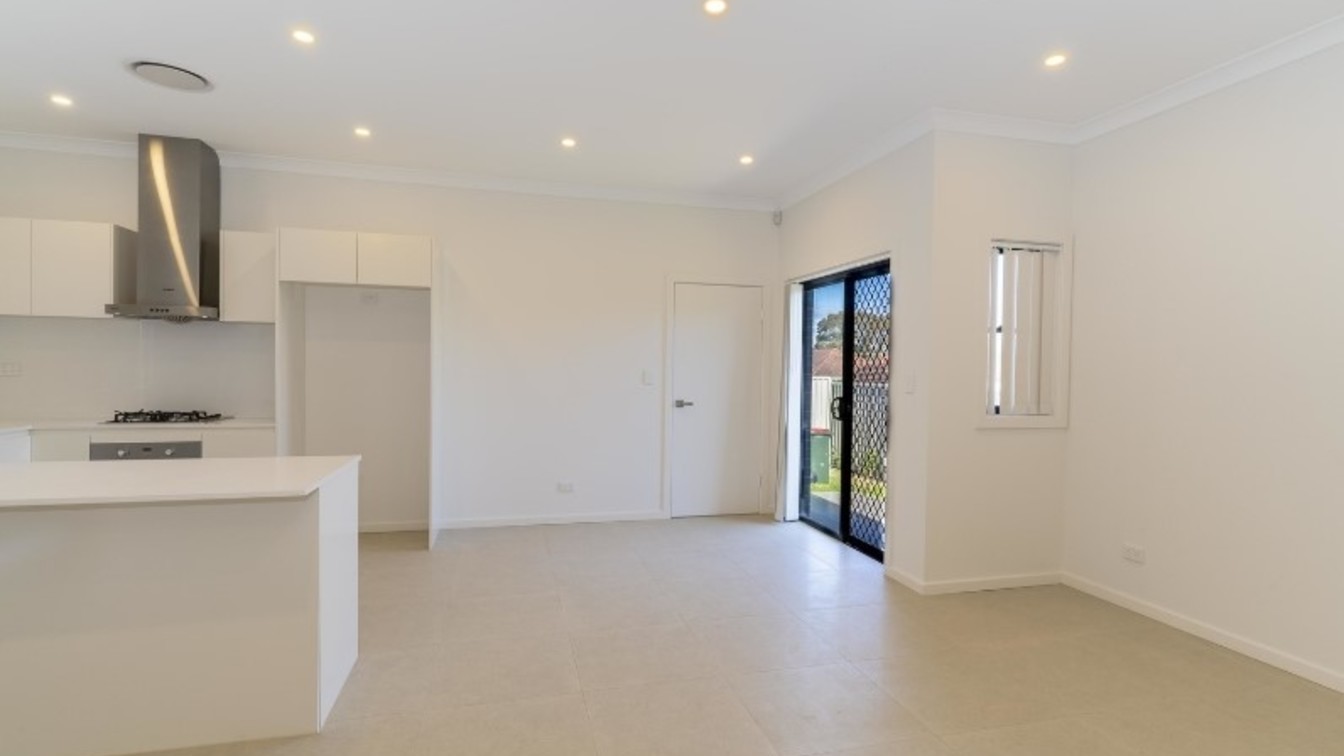 Stylish Single Level Villa (Affordable Rental Housing) - 4/28 Eldon St, Riverwood NSW 2210 - 5